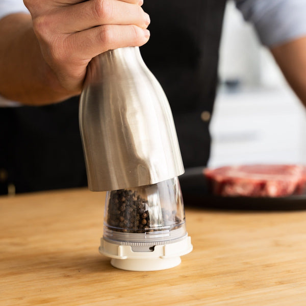 Stainless Steel Rechargeable Spice Grinder - Wellborn 2R Beef