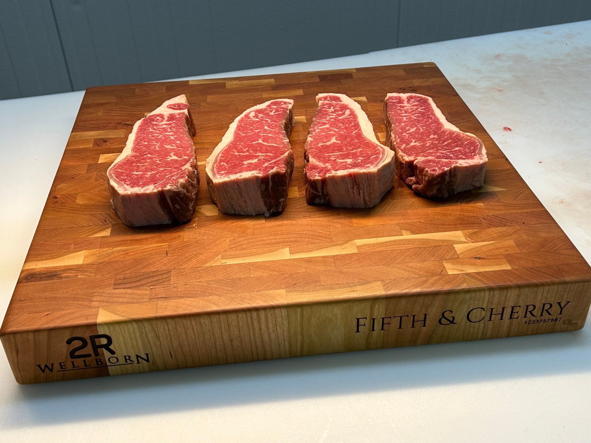 https://www.wellborn2rbeef.com/cdn/shop/products/wellborn-2r-ranch-fifth-cherry-18-inch-cutting-board-739477.jpg?v=1680958785